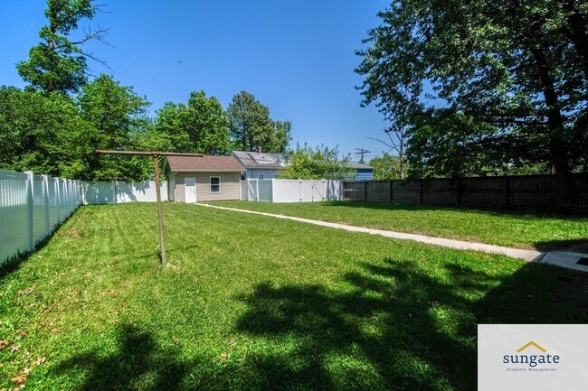 Building Photo - 3510 Hamilton Ave