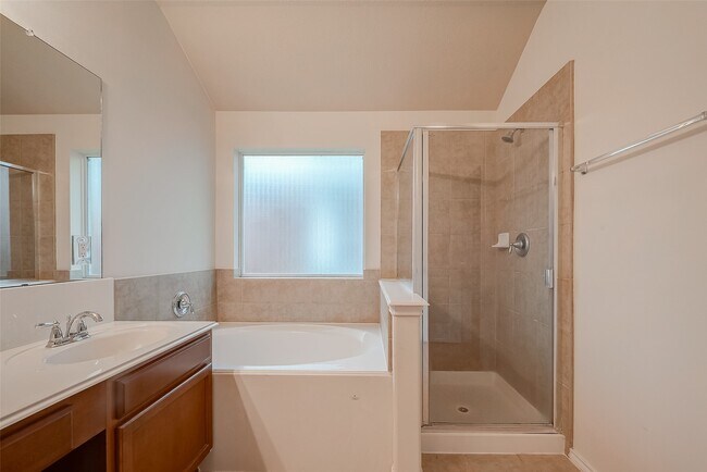 Building Photo - 21203 Branchport Dr