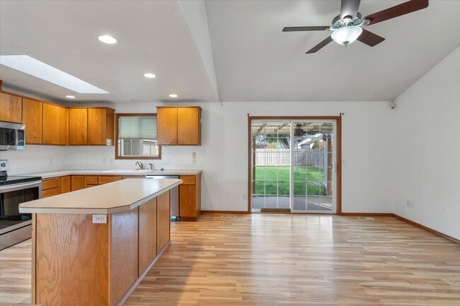 Building Photo - 3133 19th Ave SE