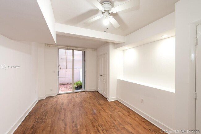 Building Photo - 2801 Florida Ave