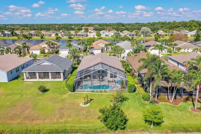 Building Photo - 515 SW Indian Key Dr