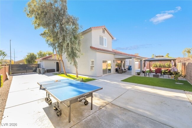 Building Photo - 2076 E Wigwam Ave