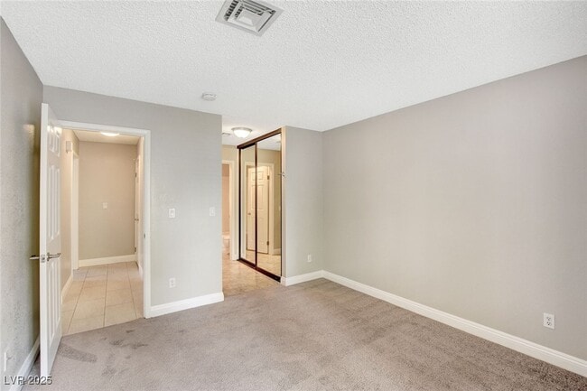 Building Photo - 4700 Nara Vista Way