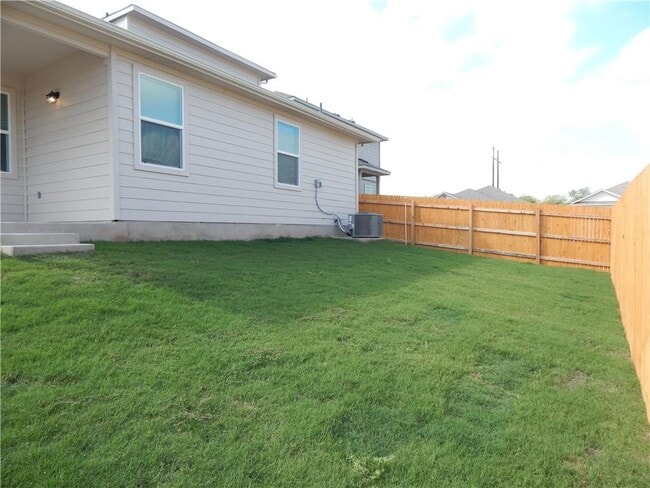 Building Photo - 1005 Ferryman Dr