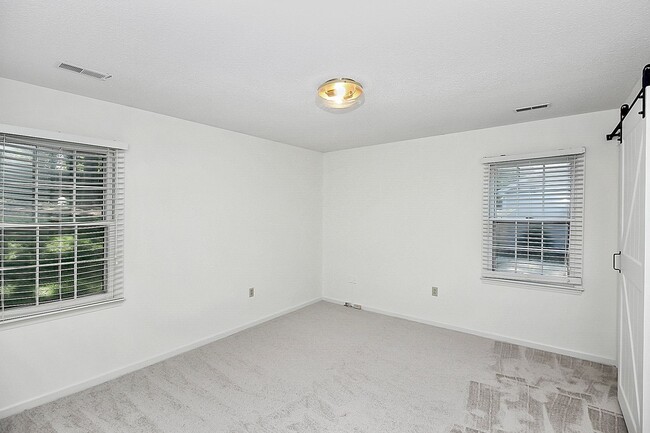 Building Photo - Exquisite South Charlotte Ranch, Move-In R...