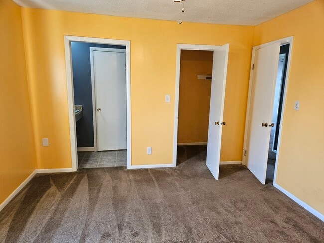 Building Photo - 1658 Dylan Dr