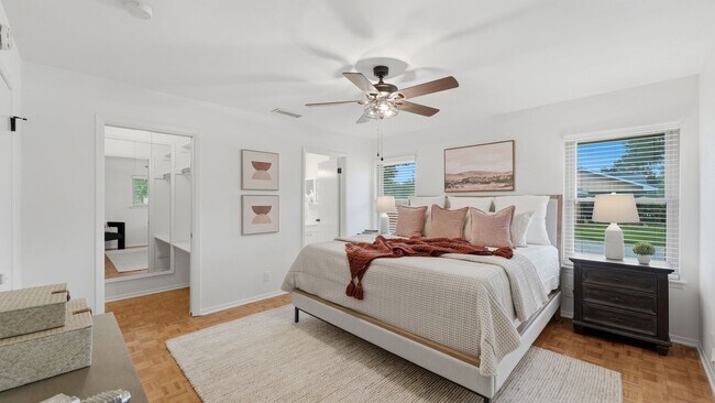 Building Photo - Beautiful Home on Nearly an Acre in Helotes with Pool, Office & No HOA