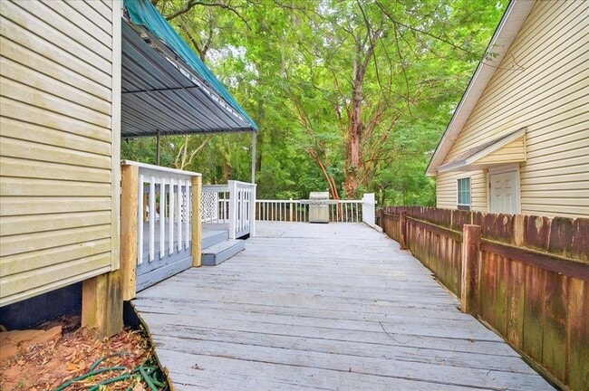 Building Photo - 3001 Oak Park Ct