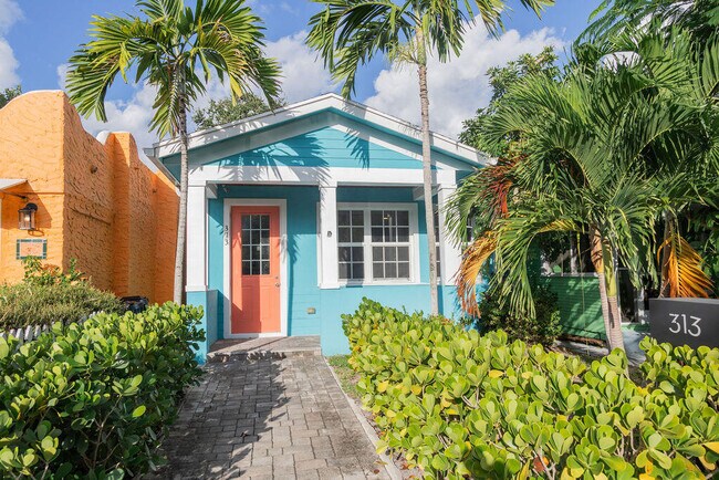 Primary Photo - 313 N M St