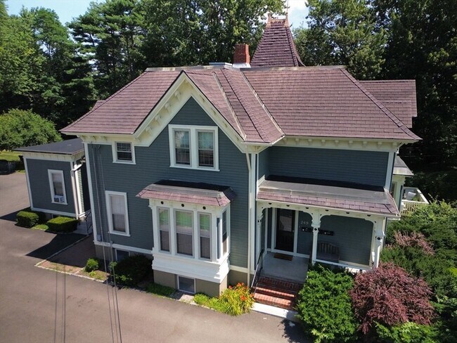 Building Photo - 249 County St