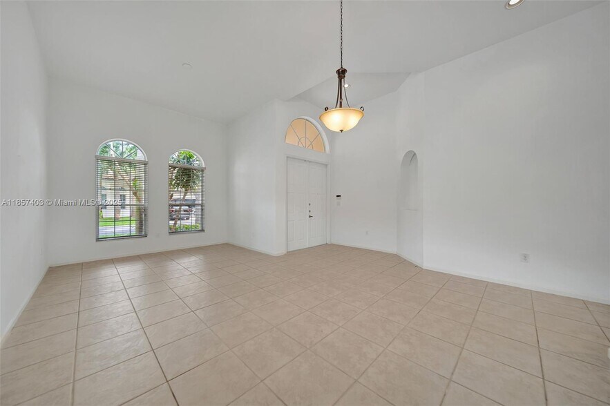 Building Photo - 7314 NW 19th Ct