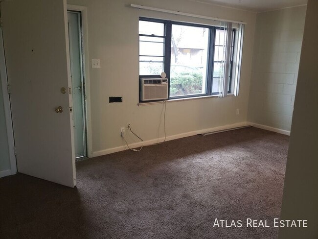 Building Photo - 3759 Wolff St