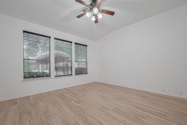 Building Photo - 24543 Carlton Springs Ln