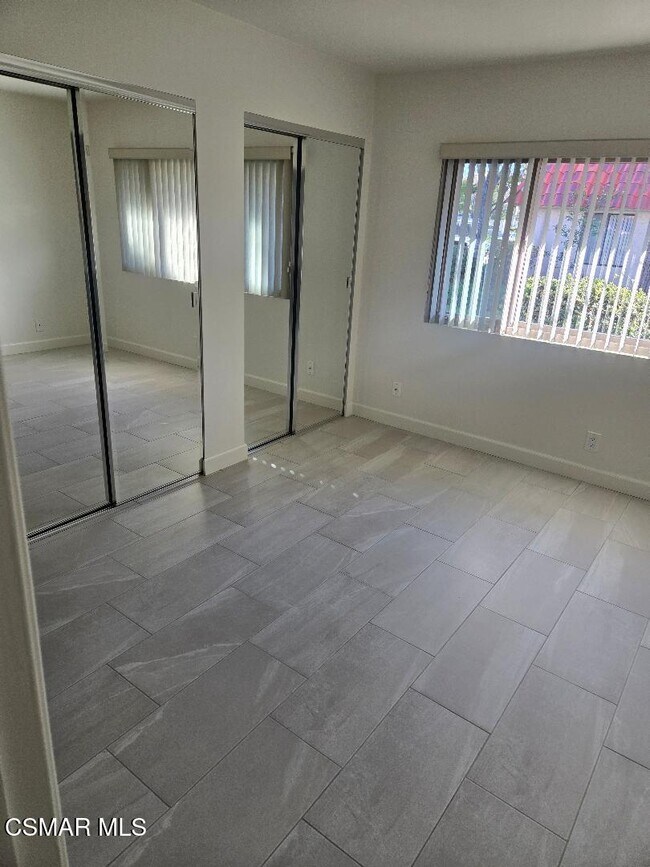 Building Photo - 1132 Landsburn Cir