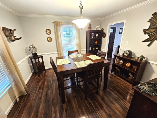 Building Photo - 10824 Drayton Rd