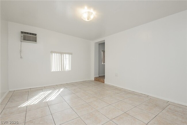 Building Photo - 3969 Manford Cir