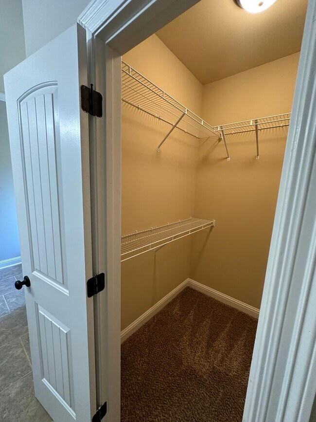 Building Photo - Located in the Redland Elementary and Middle School district.