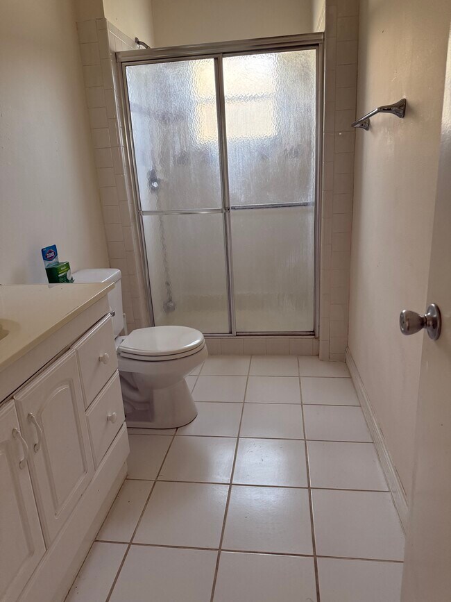 Building Photo - 10859 Wilderness Ct