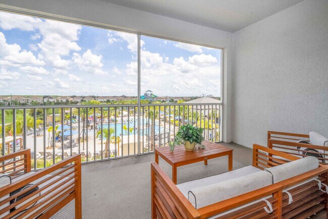 Building Photo - 1053 Splash Shot Pl