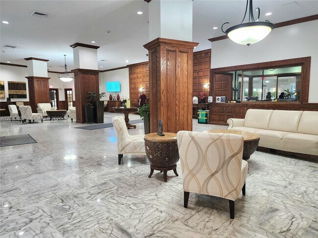 Building Photo - 3505 S Ocean Dr