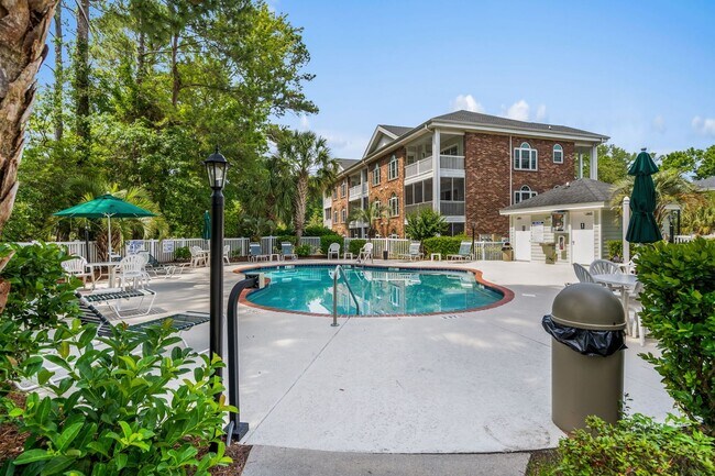 Building Photo - 686 Riverwalk Dr