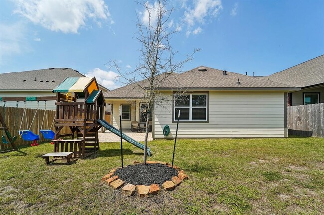 Building Photo - 788 Yellow Birch Ln
