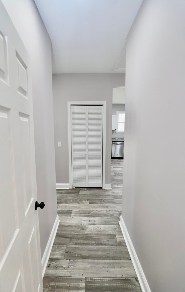 Building Photo - 11 Kendrick St