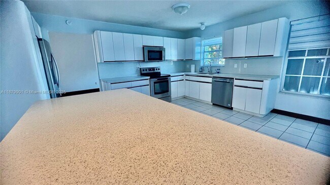 Building Photo - 15321 SW 59th St