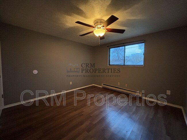 Building Photo - 1330 S Jay St