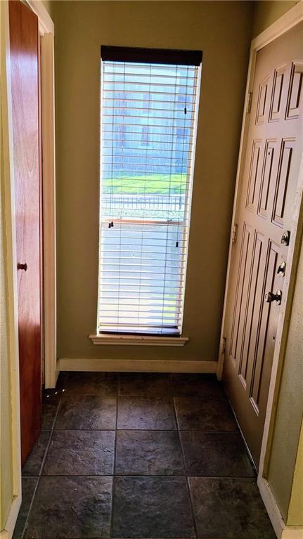 Building Photo - 2450 Wickersham Ln