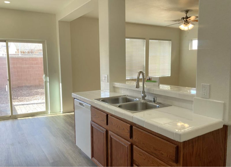 Building Photo - 6181 Arlington Ash St