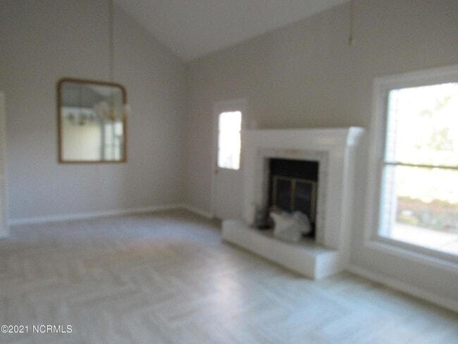 Building Photo - 314 Bracken Pl