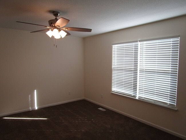 Building Photo - 2432-2434 Calder Ct.