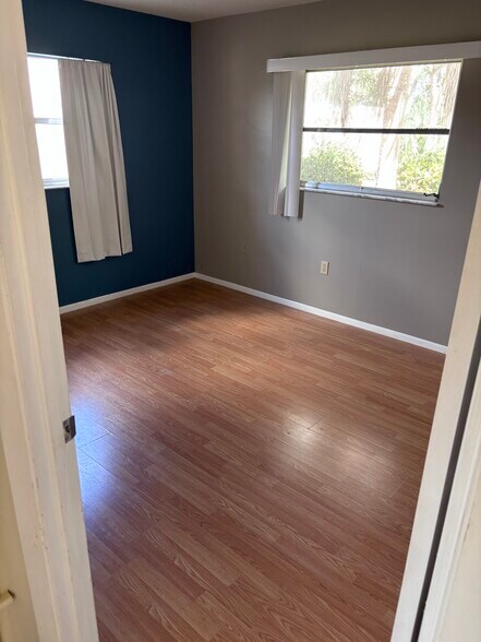 Building Photo - 5321 Foxwood Dr