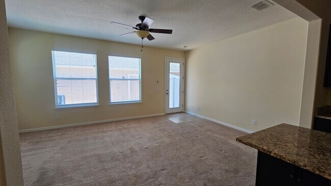 Building Photo - Spacious Randal Park Townhome