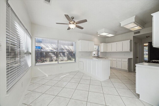 Building Photo - 3115 Woodcreek Glen Ln