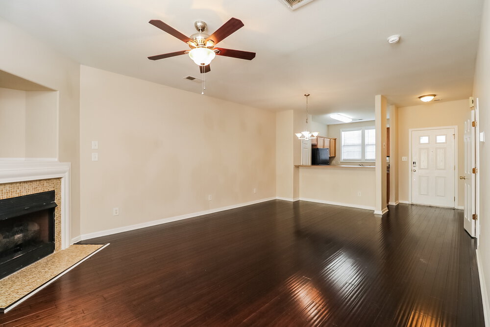 Building Photo - 8248 Carob Tree Ln
