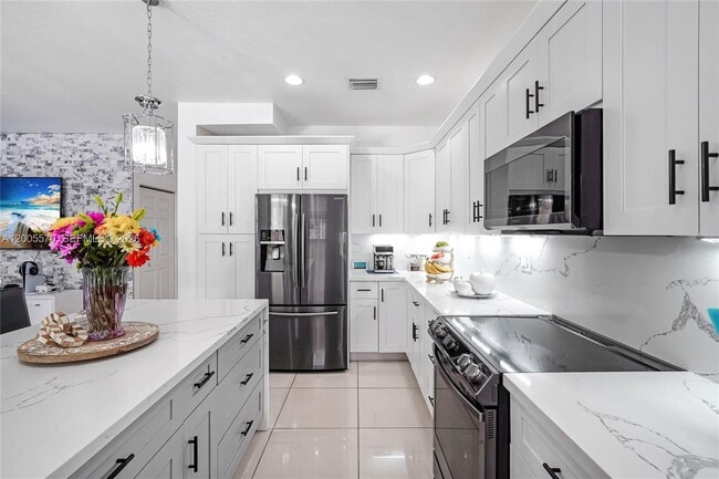 Building Photo - 15294 SW 173rd St