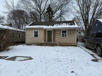 Building Photo - Charming 3-Bedroom Ranch with Basement in ...