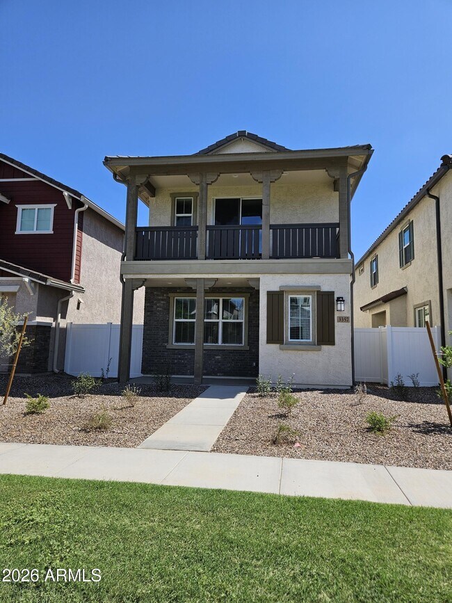 Building Photo - 3357 S Primrose