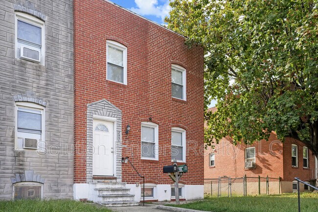 Primary Photo - 2956 Yorkway