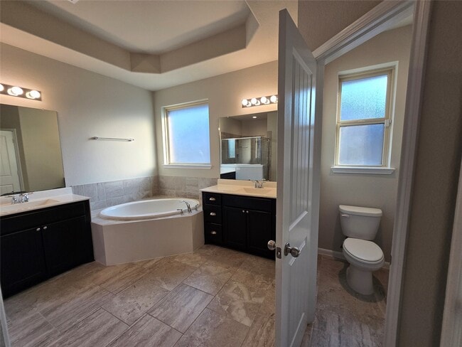 Building Photo - 511 Yellow Bullhead Ct