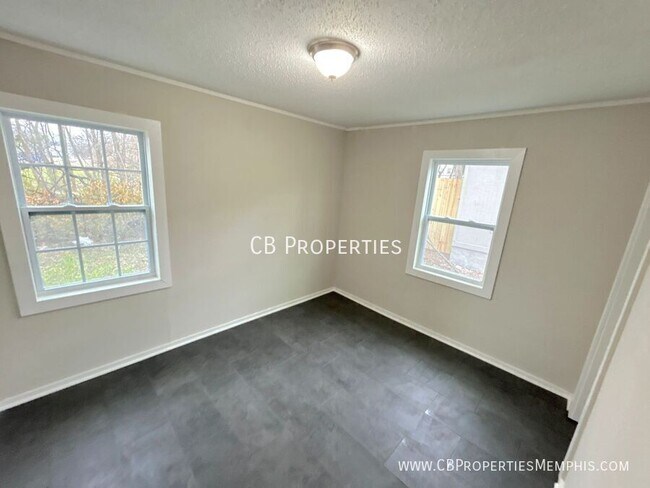 Building Photo - 2971 Forest Ave