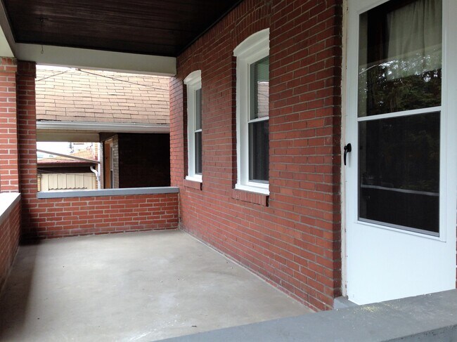 Building Photo - 435 Eureka St