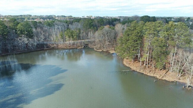 Building Photo - 1781 Waterside Dr