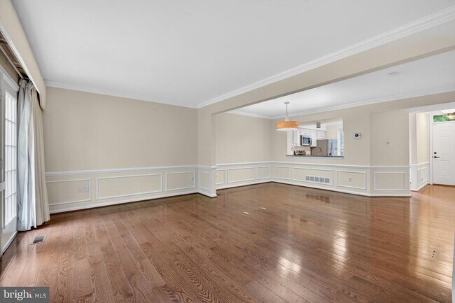 Building Photo - 3736 Angelton Ct