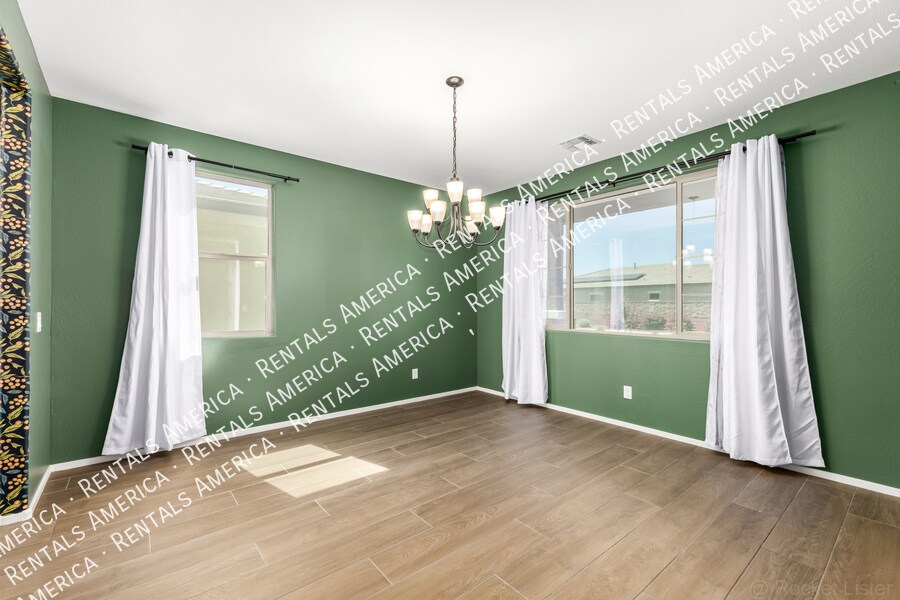 Building Photo - 13695 N 145th Dr