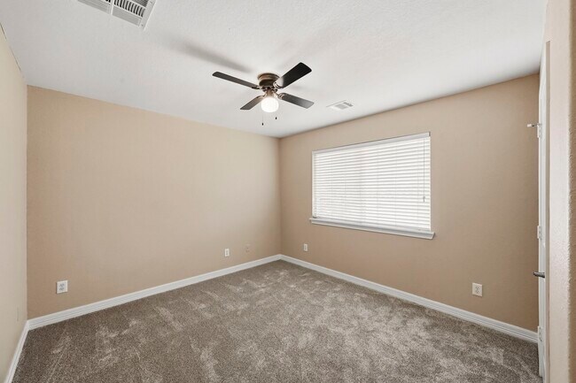 Building Photo - 4106 Applecreek Bend Dr