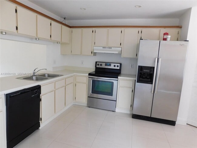 Building Photo - 11648 SW 91st Terrace