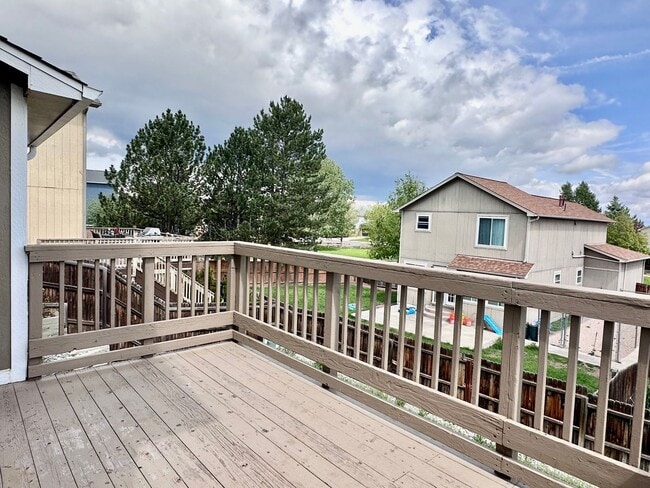 Building Photo - Conveniently Located Home in East Quincy H...